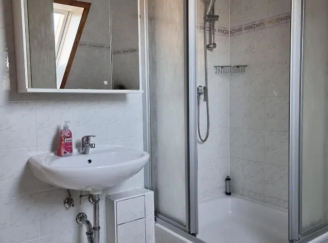 Haus Adelaide 아파트 *